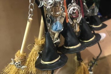 🌿 Les Contes de Terre Fleurs – Entre Nature, Artisanat & Magie Ancestrale