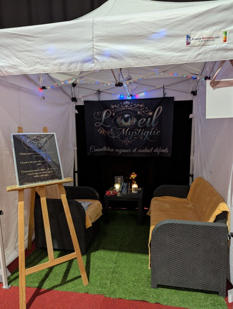 L’Œil Mystique médium pure spirit au Sabbat des Sorcières 2026 communication avec les défunts